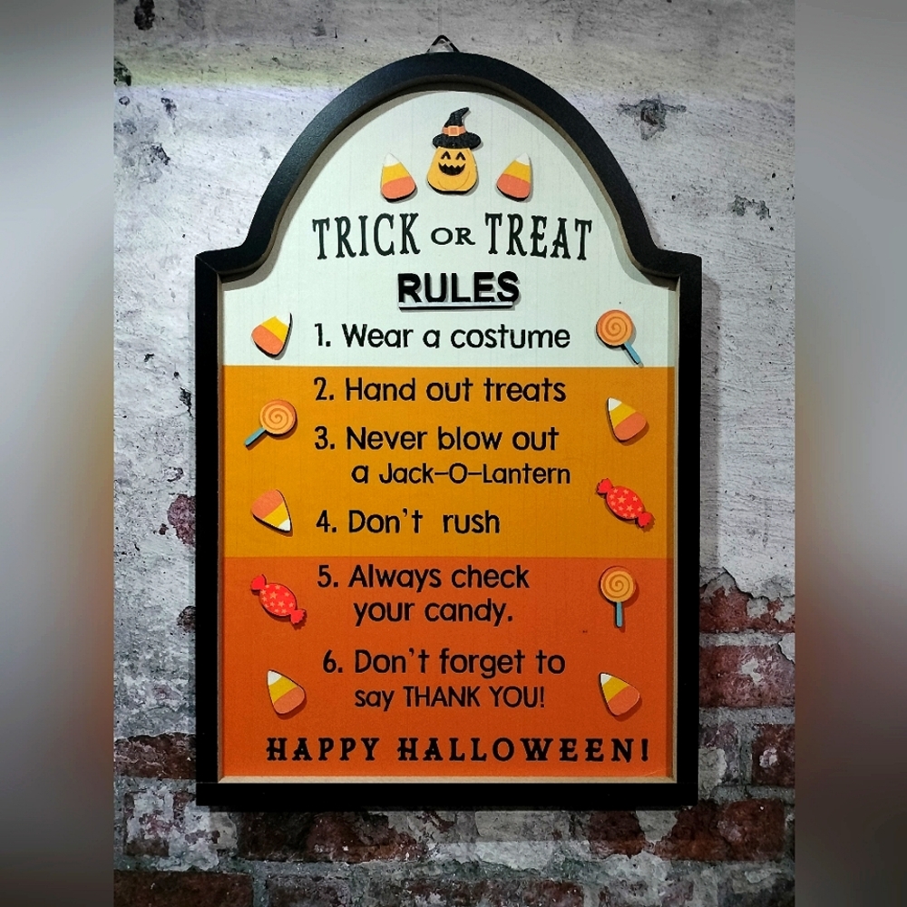 Trick or treat rules sign